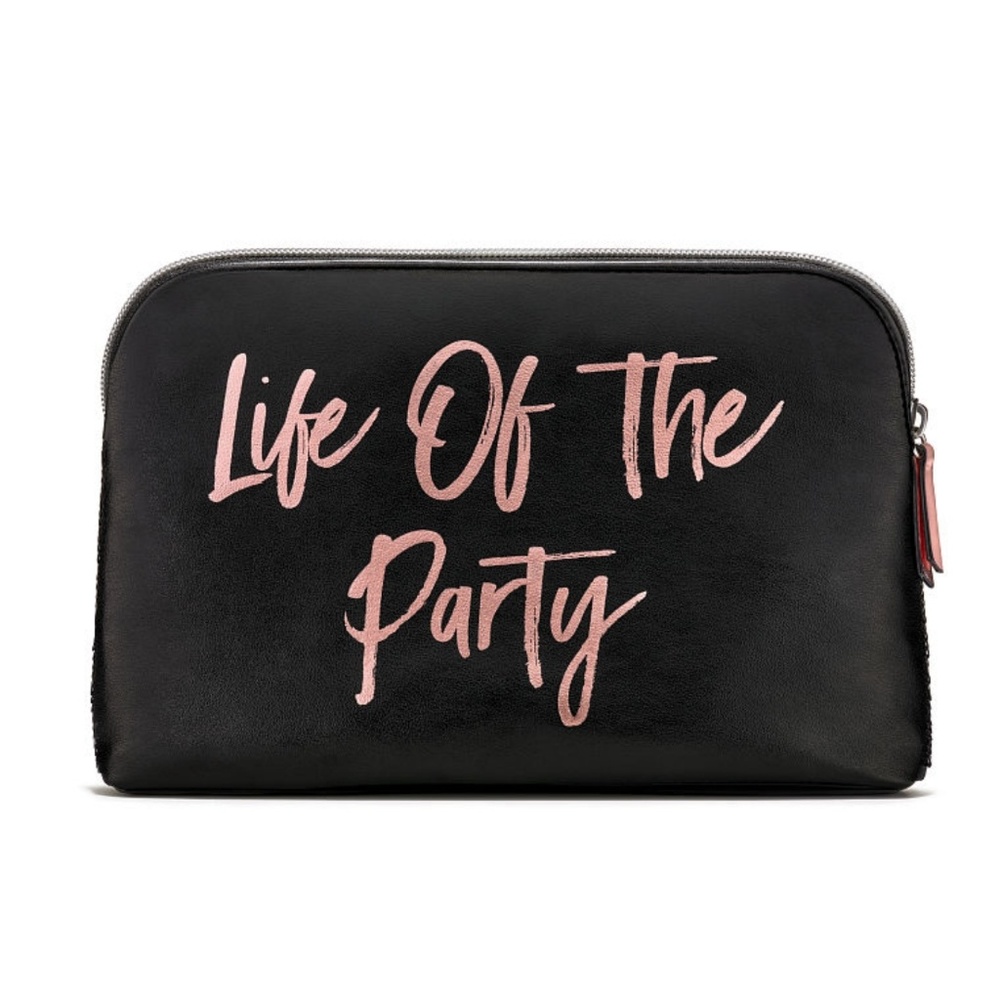 🛑SOLD🛑Victoria's Secret Beauty Makeup bag NWT